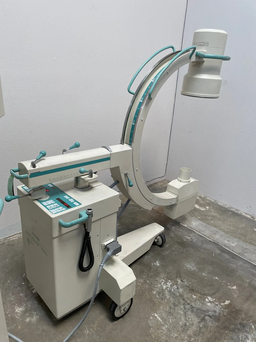 Budget C-Arm Ziehm 7000: SN 2751 — photograph 2